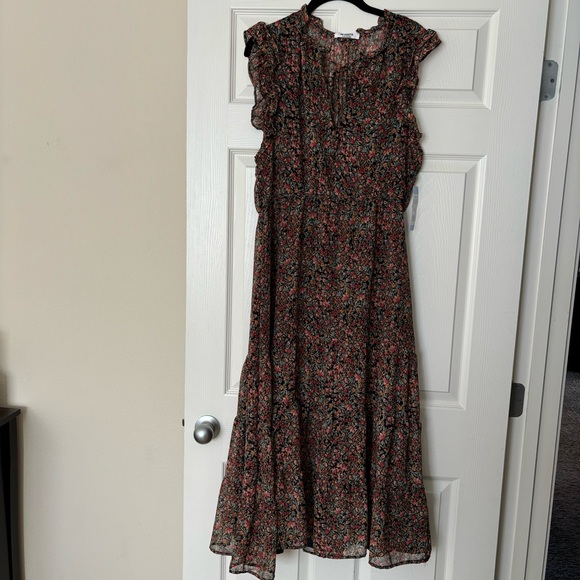 BB Dakota by Steve Madden Dresses & Skirts - BB Dakota Steve Madden Ditsy Dress Floral Size Large NWT